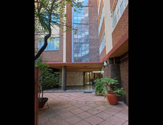 3 BEDROOM APARTMENT FOR SALE IN PARKTOWN